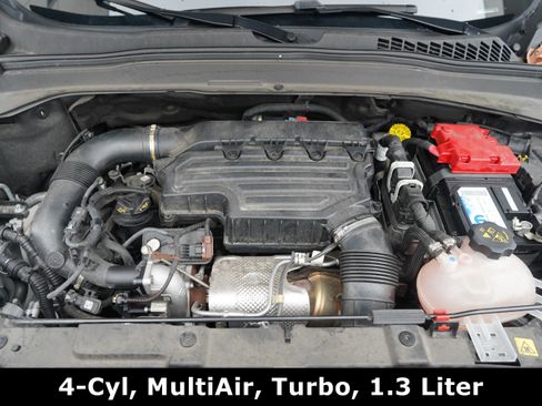 Used 2022 Jeep Renegade Latitude w/ Convenience Group image 14