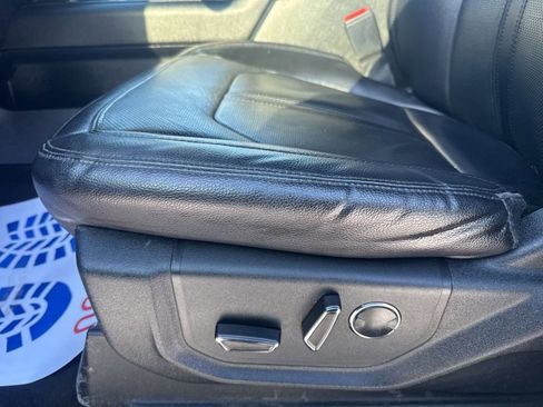 Used 2021 Ford Expedition Max Limited image 12