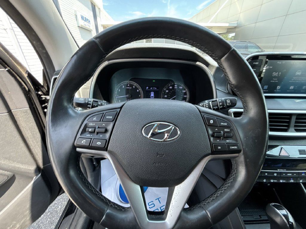 Used 2021 Hyundai Tucson Limited w/ Cargo Package FWD image 11