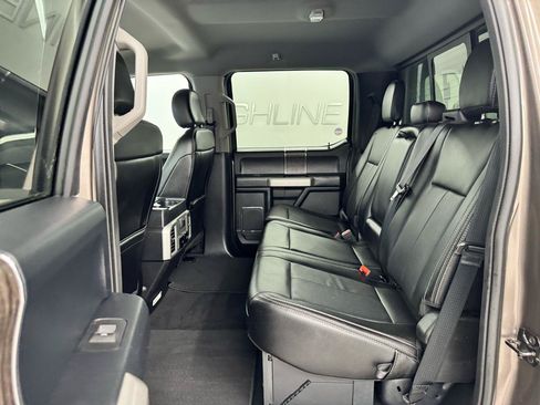 Used 2020 Ford F250 Lariat w/ Lariat Value Package AWD/4WD image 16