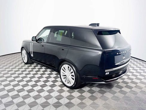 Used 2023 Land Rover Range Rover First Edition image 7
