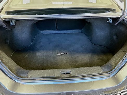 Used 2024 Nissan Sentra SV FWD image 24