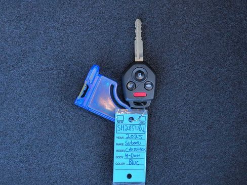 Used 2025 Subaru Crosstrek 2.0i image 34