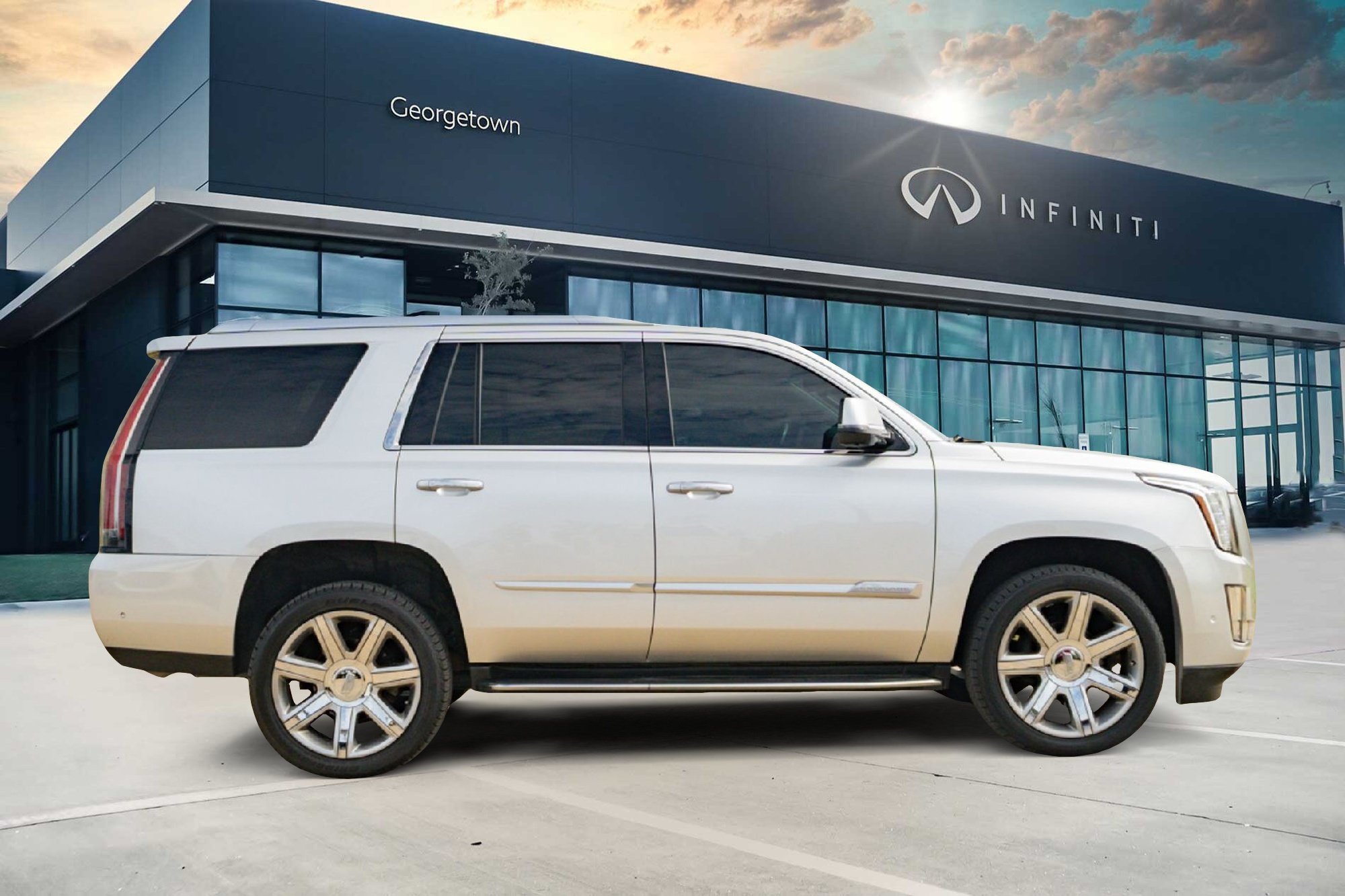 Used 2020 Cadillac Escalade Luxury RWD image 4
