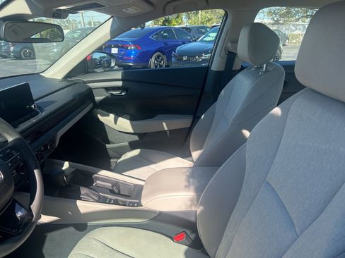 Certified 2025 Honda Accord LX image 10