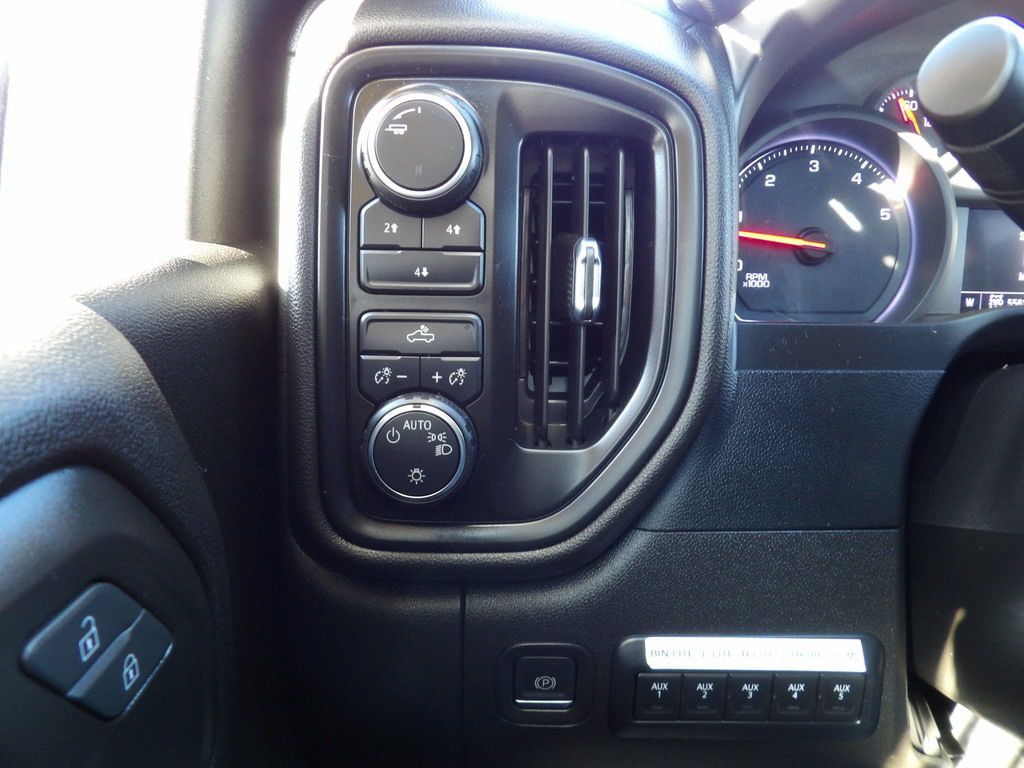 Used 2022 Chevrolet Silverado 3500 W/T w/ WT Fleet Convenience Package AWD/4WD image 19