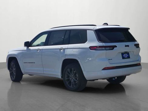 New 2026 Jeep Grand Cherokee L Limited AWD/4WD image 4
