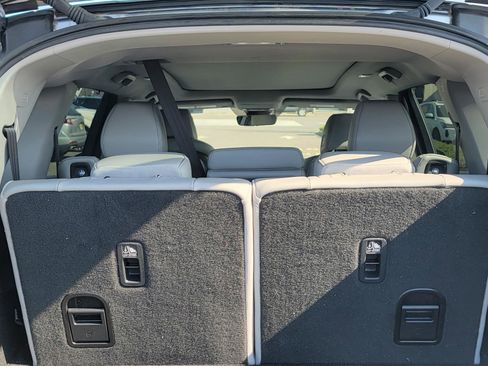 Certified 2023 Acura MDX SH-AWD w/ Technology Package image 8