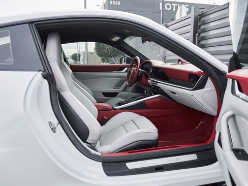 Used 2024 Porsche 911 Turbo S image 27