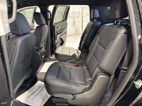 Used 2024 Chevrolet Traverse Z71 w/ LPO, Floor Liner Package AWD/4WD image 40