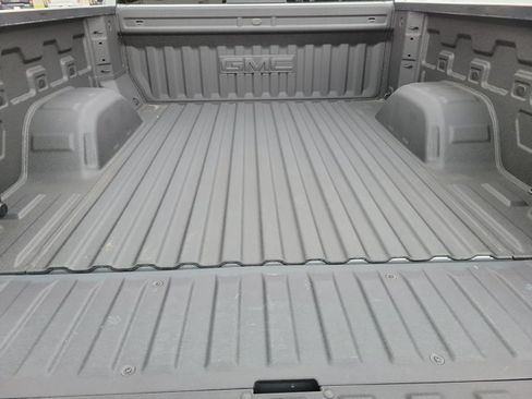 Used 2025 GMC Sierra 1500 AT4X AWD/4WD image 8