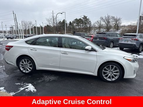 Used 2014 Toyota Avalon Limited image 7
