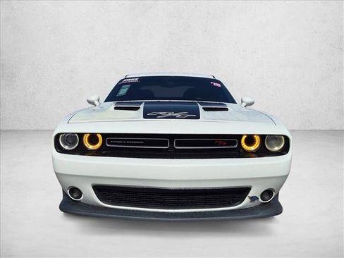 Used 2015 Dodge Challenger R/T Plus RWD image 2