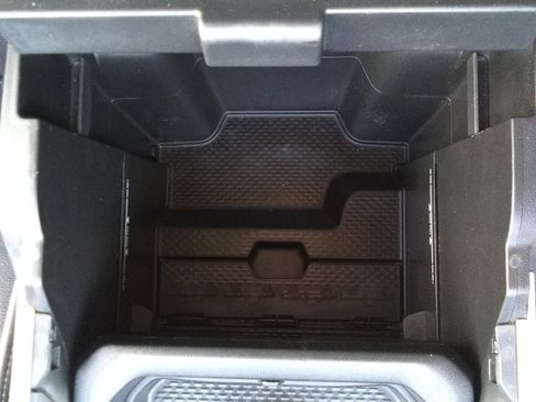 Used 2019 RAM 1500 Laramie image 18