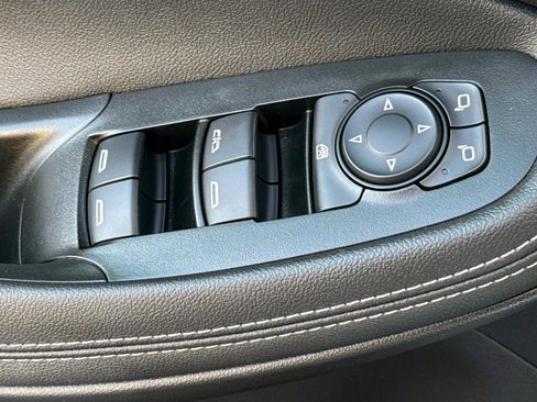 Certified 2023 Buick Encore GX Essence w/ Experience Buick Package image 23