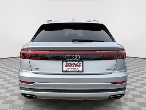 Used 2025 Audi Q8 Premium w/ Convenience Package AWD/4WD image 5