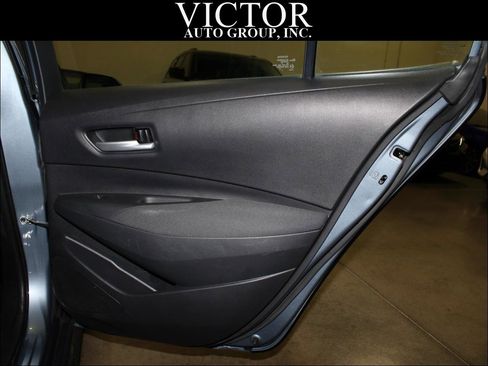 Used 2020 Toyota Corolla LE FWD image 28