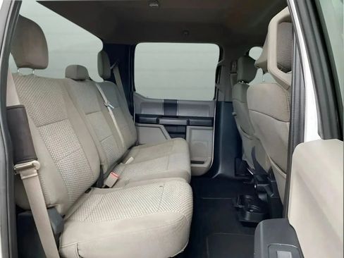 Used 2019 Ford F350 XLT w/ FX4 Off-Road Package AWD/4WD image 13