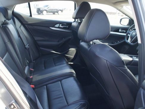Used 2023 Nissan Maxima SV w/ Floor Mat Group image 22