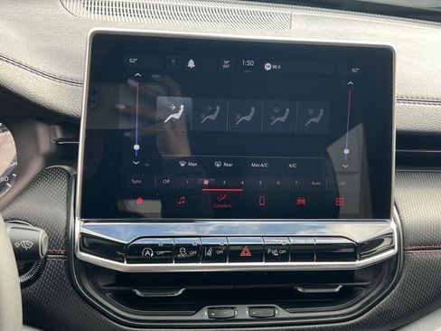 Used 2023 Jeep Compass Trailhawk image 21