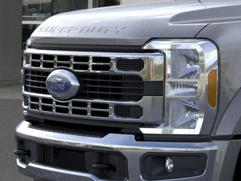 New 2026 Ford F450 XLT w/ 360-Degree Camera Package image 17