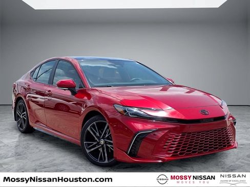 Used 2025 Toyota Camry XSE w/ Premium Plus Package FWD image 1