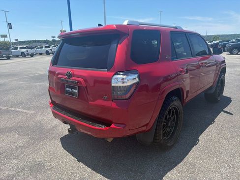 Used 2016 Toyota 4Runner SR5 Premium RWD image 5