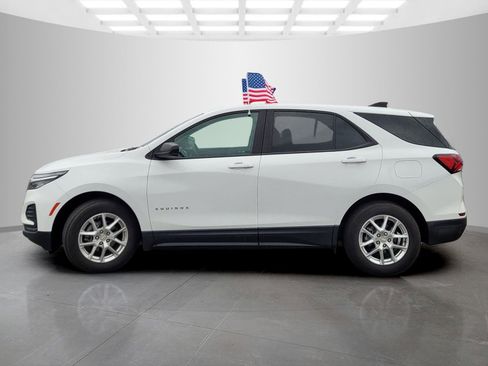 Used 2022 Chevrolet Equinox LS w/ LS Convenience Package FWD image 7