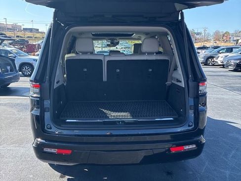 Used 2022 Jeep Grand Wagoneer Series I w/ Flexible Seating Group image 24