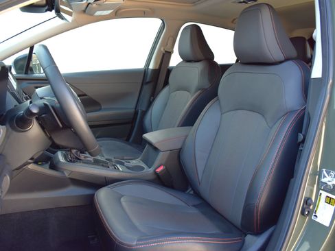 Used 2025 Subaru Crosstrek 2.5i Limited w/ Crosstrek Mirror Package AWD/4WD image 11