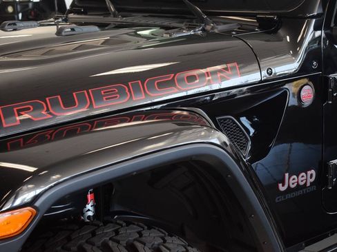 Used 2020 Jeep Gladiator Rubicon AWD/4WD image 12