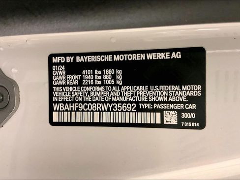 Used 2024 BMW Z4 M40i w/ Premium Package image 30