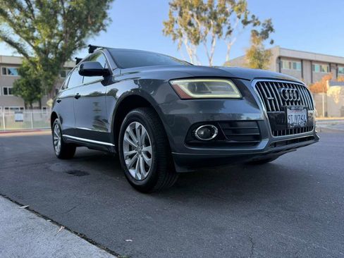 Used 2016 Audi Q5 2.0T Premium Plus w/ Technology Package AWD/4WD image 9