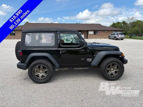 Used 2018 Jeep Wrangler Sport AWD/4WD image 8
