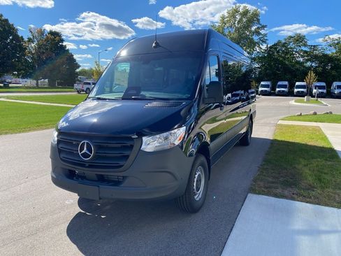 New 2026 Mercedes-Benz Sprinter 2500 image 3