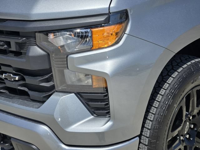 Used 2026 Chevrolet Silverado 1500 Custom w/ Turbomax Blackout Package RWD image 6