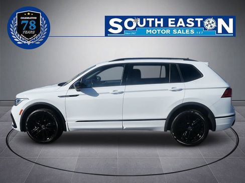 Used 2022 Volkswagen Tiguan SE R-Line image 7
