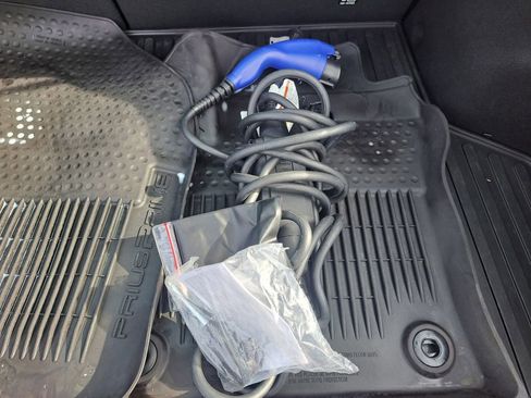 Used 2022 Toyota Prius Prime XLE image 14