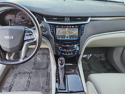 Used 2016 Cadillac XTS Luxury w/ Driver Awareness Package image 24