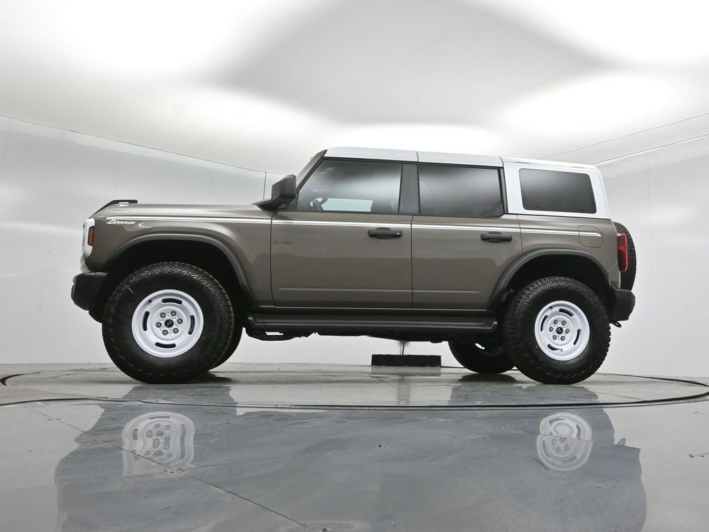 Certified 2026 Ford Bronco Heritage Edition AWD/4WD image 50