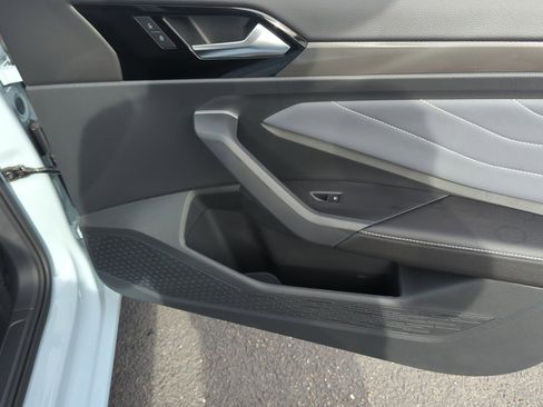 New 2026 Volkswagen Jetta SEL image 16