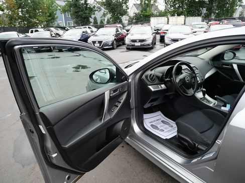 Used 2010 MAZDA MAZDA3 s Sport FWD image 16