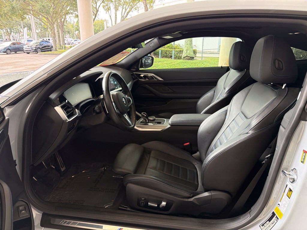 Used 2022 BMW 430i Coupe w/ M Sport Package RWD image 6