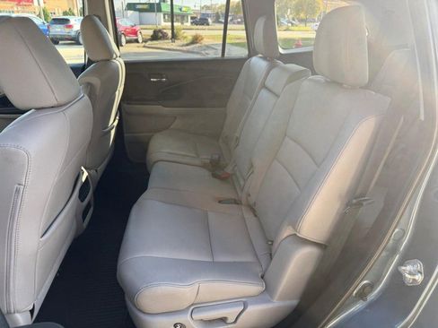 Used 2018 Honda Pilot EX-L image 11