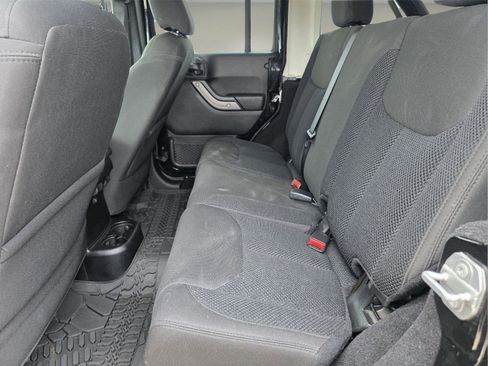 Used 2017 Jeep Wrangler Unlimited Sport image 6