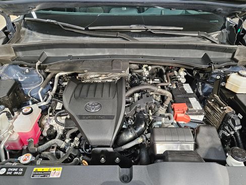 Used 2024 Toyota Grand Highlander AWD image 19