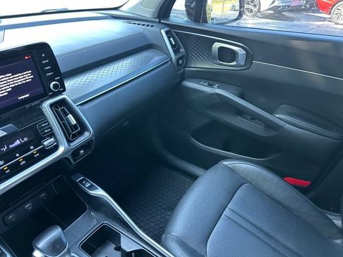 Used 2022 Kia Sorento S w/ Panoramic Sunroof Package FWD image 33
