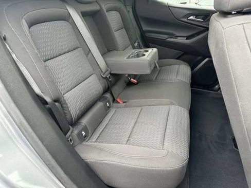 Used 2025 Chevrolet Equinox LT FWD image 23