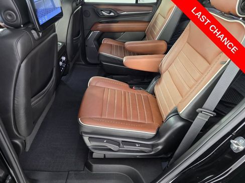 Used 2024 GMC Yukon Denali Ultimate AWD/4WD image 14