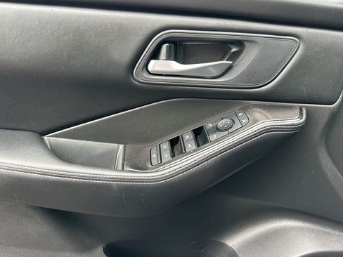 New 2026 Nissan Rogue SV AWD/4WD image 12